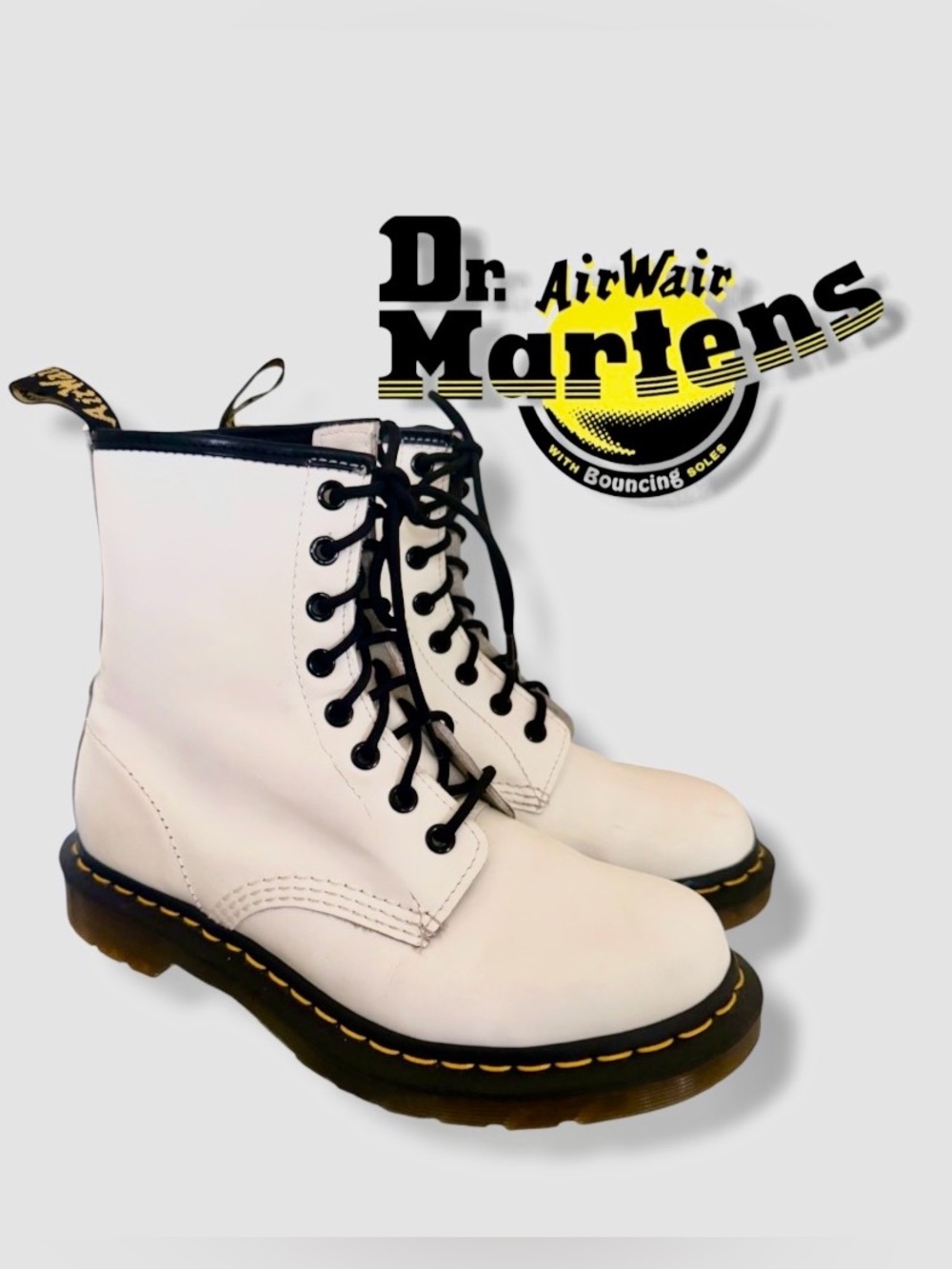 Dr. Martens 1460 White Smooth Leather 8-Eye Lace Up Boots Size 7 38